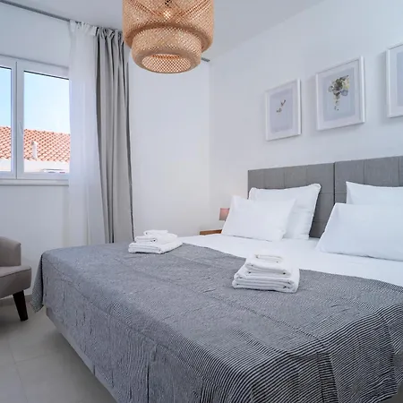 Exclusive Seafront With Jacuzzi Zavala