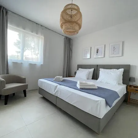 Apartamento Exclusive Seafront With Jacuzzi Zavala