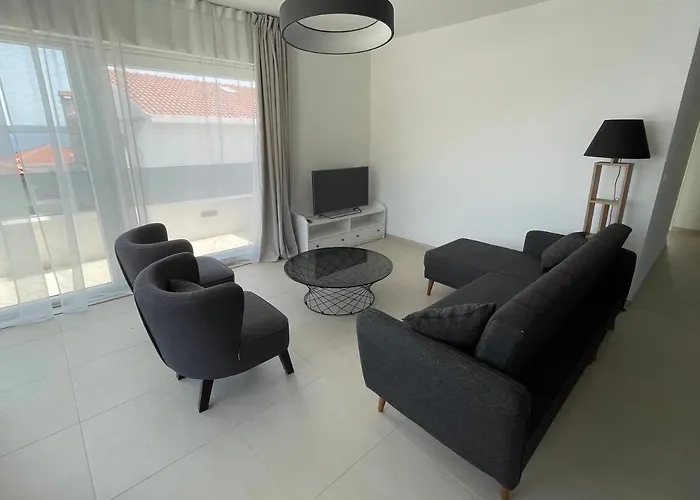 Exclusive Seafront With Jacuzzi Appartamento Zavala
