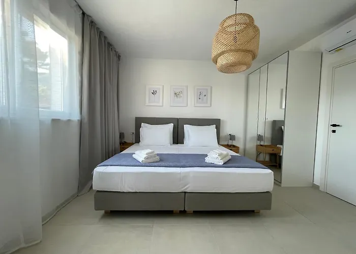 Exclusive Seafront With Jacuzzi *