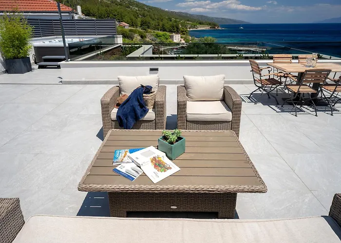 Exclusive Seafront With Jacuzzi Appartamento